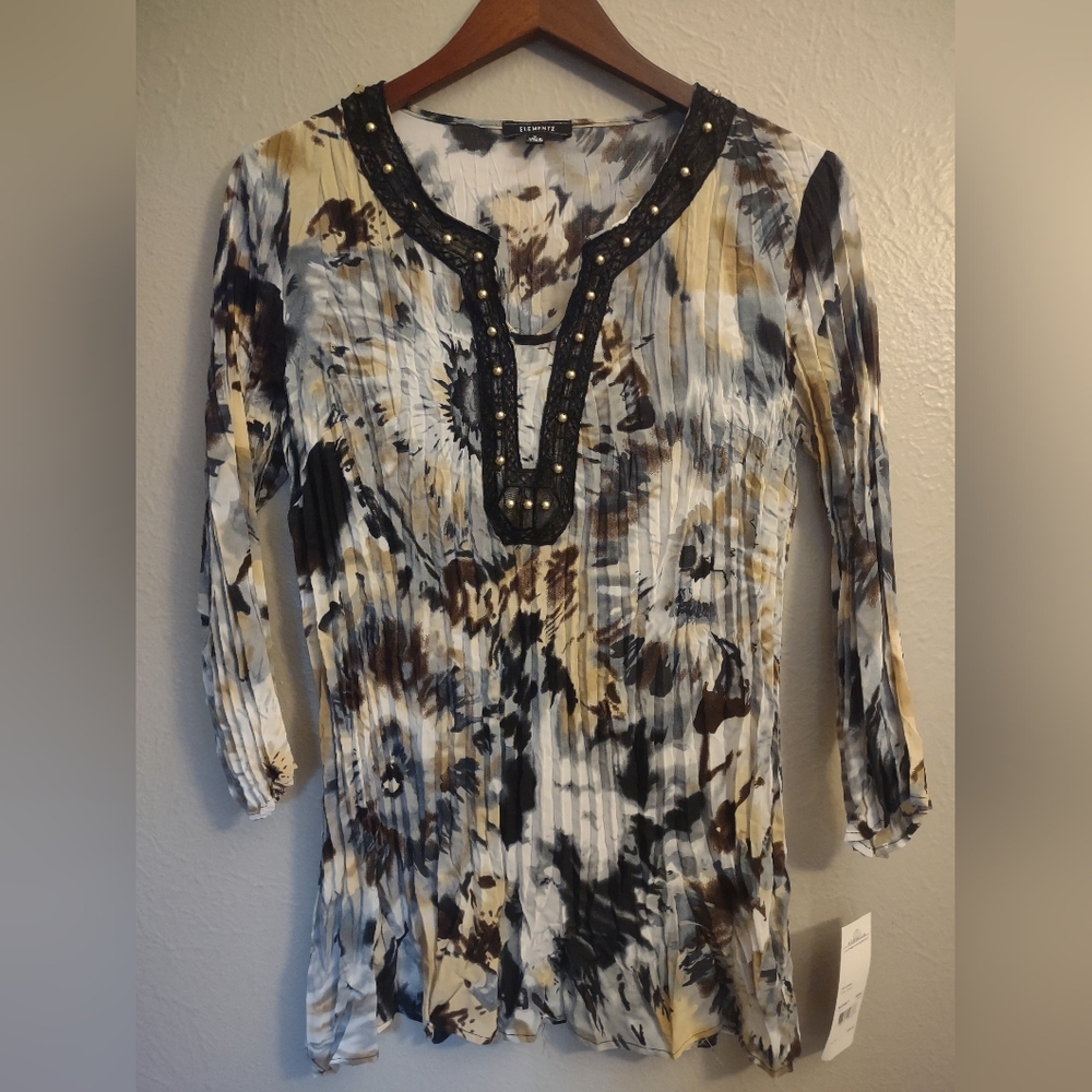 Elementz Abstract Print Pleated Tunic Top Black Lace Studded V-Neck 3/4 Sleeve